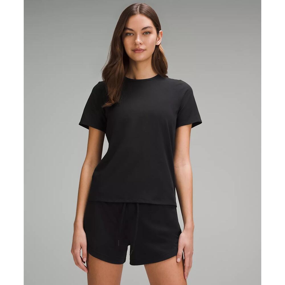 NWOT Lululemon Organic Cotton Straight-Hem Crewneck T-Shirt Small Black
